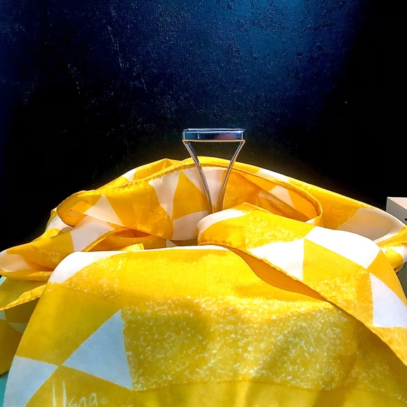 Vintage Vera Ladybug Scarf, Mod Print - Picture 3 of 5